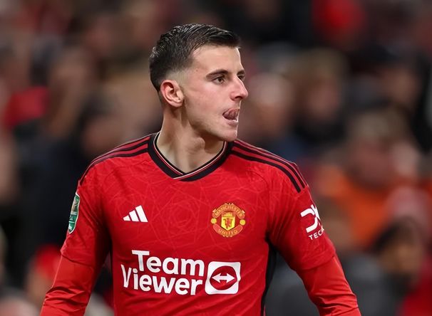 芒特无意离开曼联专注赛季备战 芒特无意离开曼联专注赛季备战