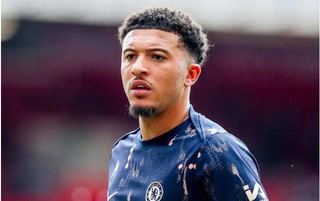 包含曼联可能让桑乔自由身离队他的合同将在2026年赛季结束时到期的词条