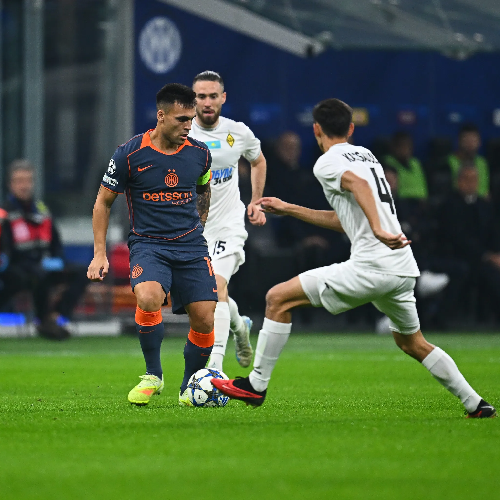 劳塔罗为阿根廷队打进33球升至队史第五的简单介绍 劳塔罗为阿根廷队打进33球升至队史第五的简单介绍