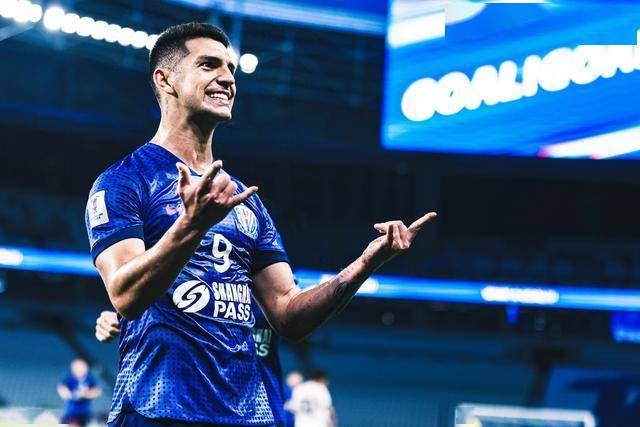 足协杯1/8决赛上海海港2-3上海申花路易斯帽子戏法吴曦助攻戴帽的简单介绍 足协杯1/8决赛上海海港2-3上海申花路易斯帽子戏法吴曦助攻戴帽的简单介绍