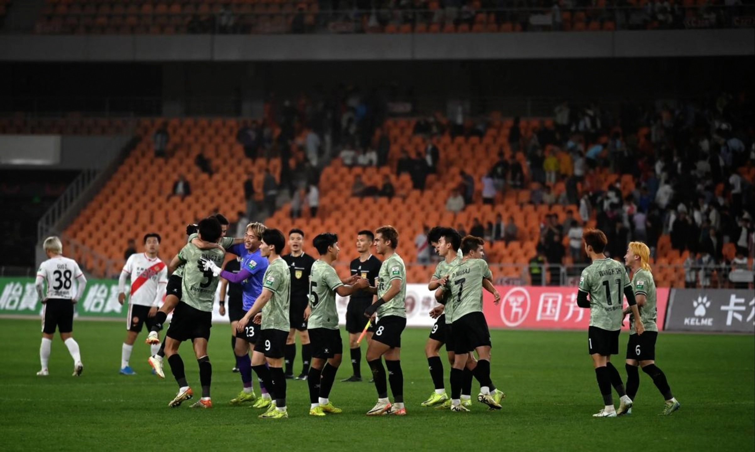 中乙收官成都蓉城青年军夺第四展现巨大潜力的简单介绍