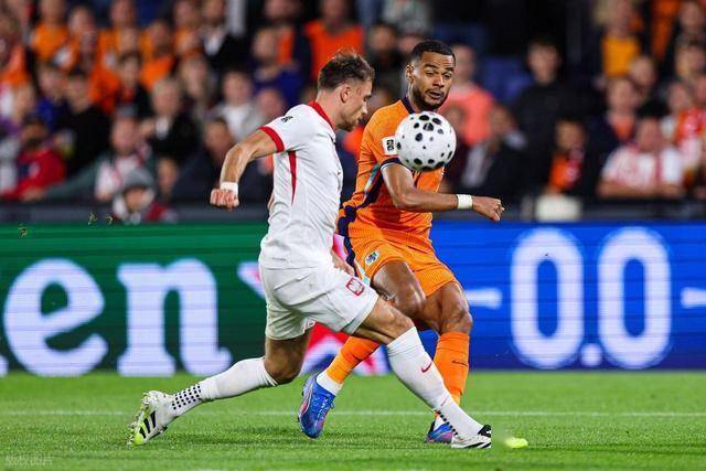 世预赛荷兰1-1波兰荷兰暂时领跑的简单介绍