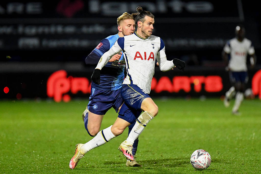 友谊赛热刺2-2韦康比流浪者帕普-萨尔双响建功的简单介绍  第2张