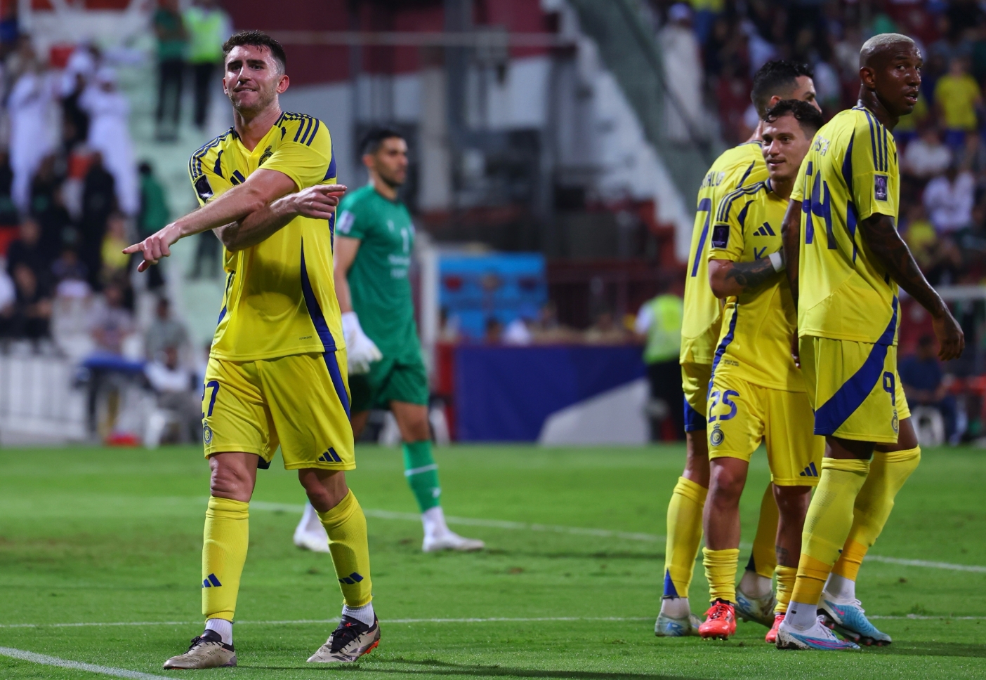 C罗挑衅爱尔兰球迷双方矛盾进一步激化的简单介绍