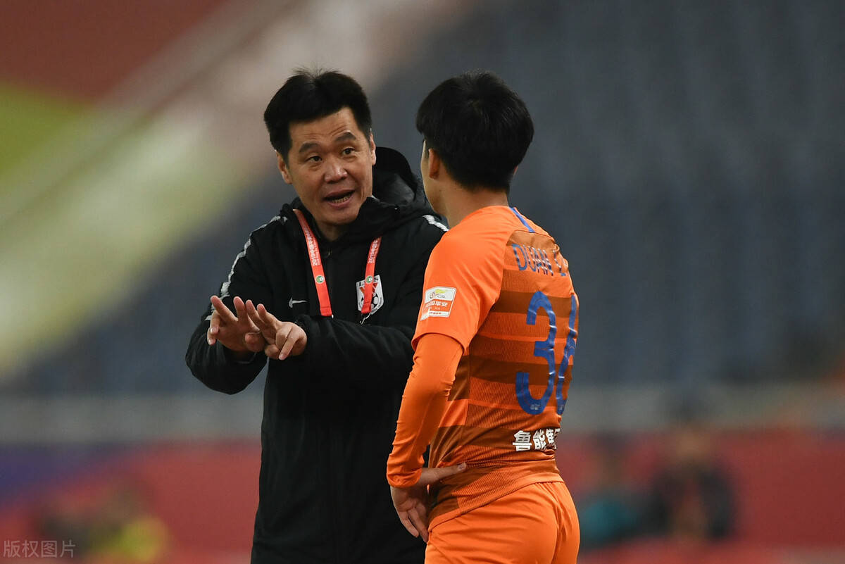 包含马来西亚足协秘书长被停职此前被指派出不合格的球员作弊的词条