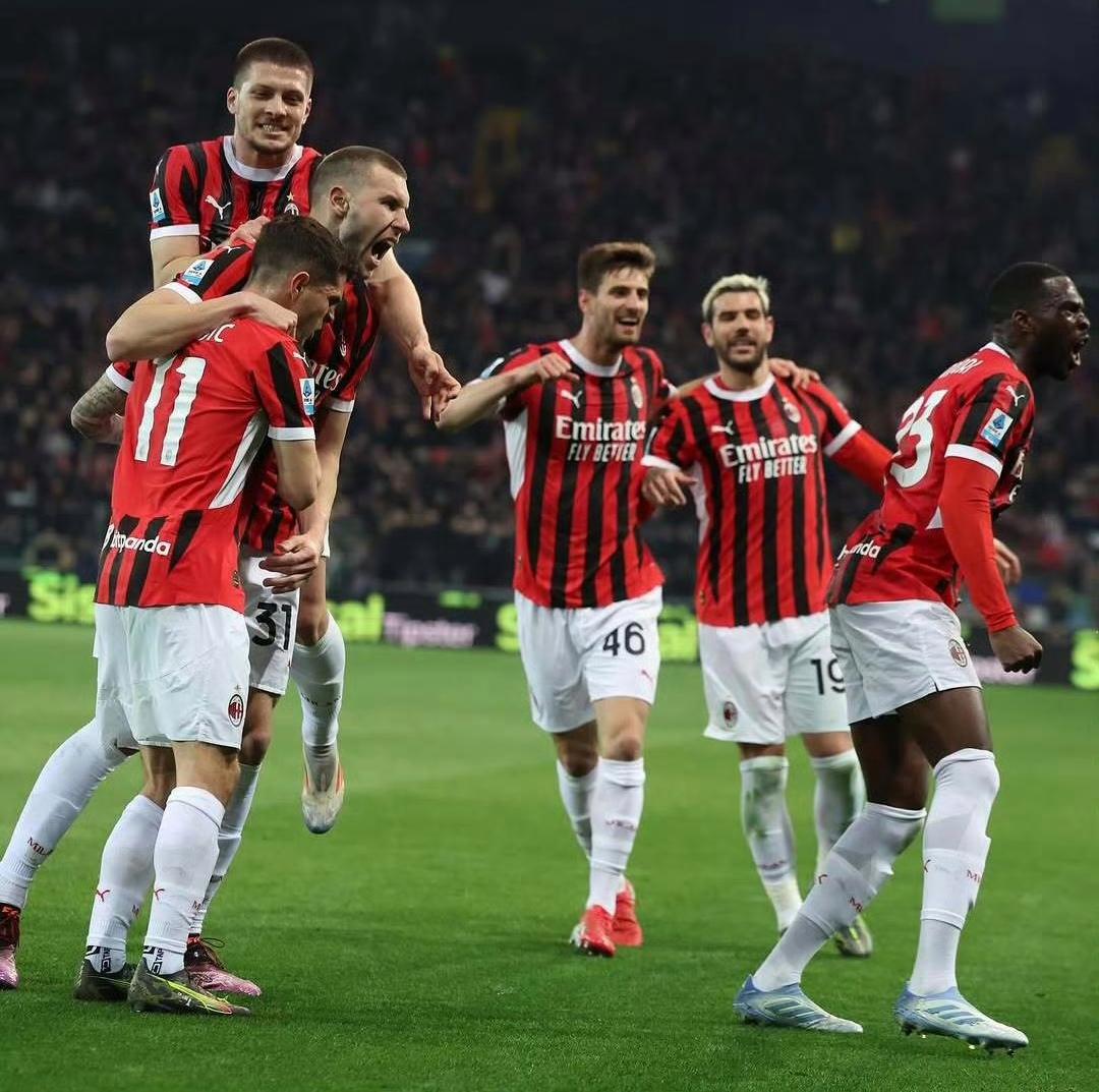 关于曝AC米兰有意阿奇布朗列为引援目标的信息  第2张