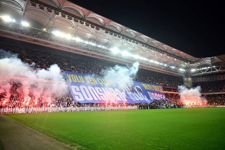 预计8万印尼球迷将营造“魔鬼主场”意图带来强大压迫感的简单介绍