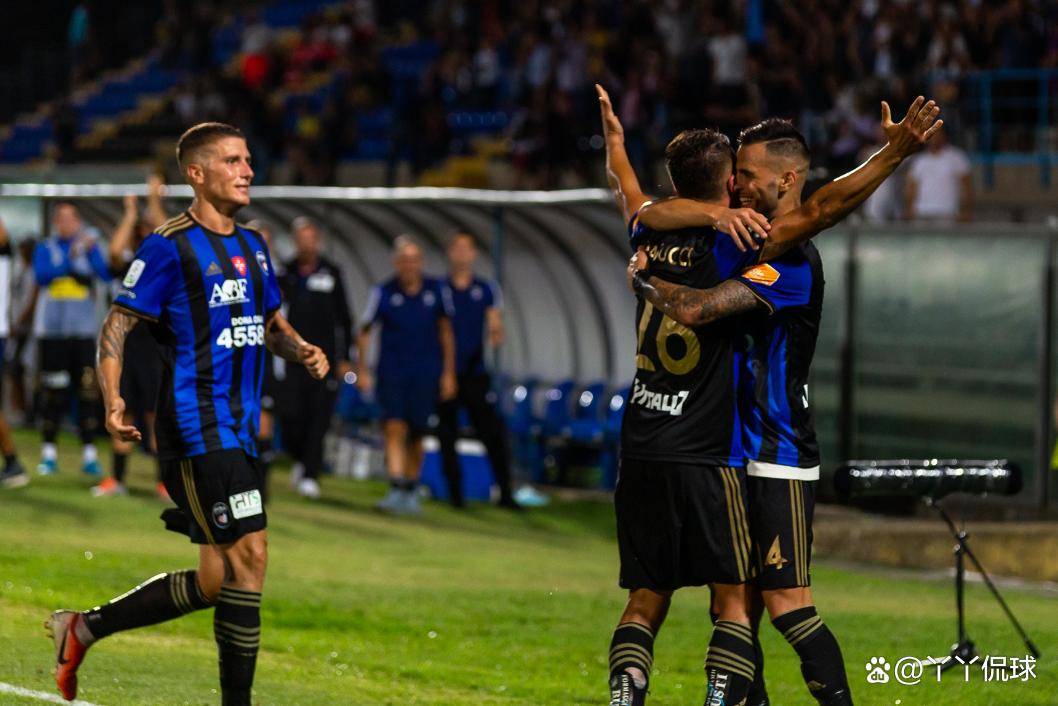 意甲AC米兰2-2比萨红黑军团错失扩大优势机会的简单介绍 第2张 意甲AC米兰2-2比萨红黑军团错失扩大优势机会的简单介绍 第2张