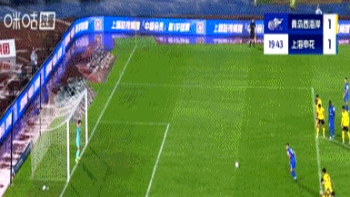 包含中超青岛西海岸1-2上海申花吴曦点射建功于汉超破门的词条