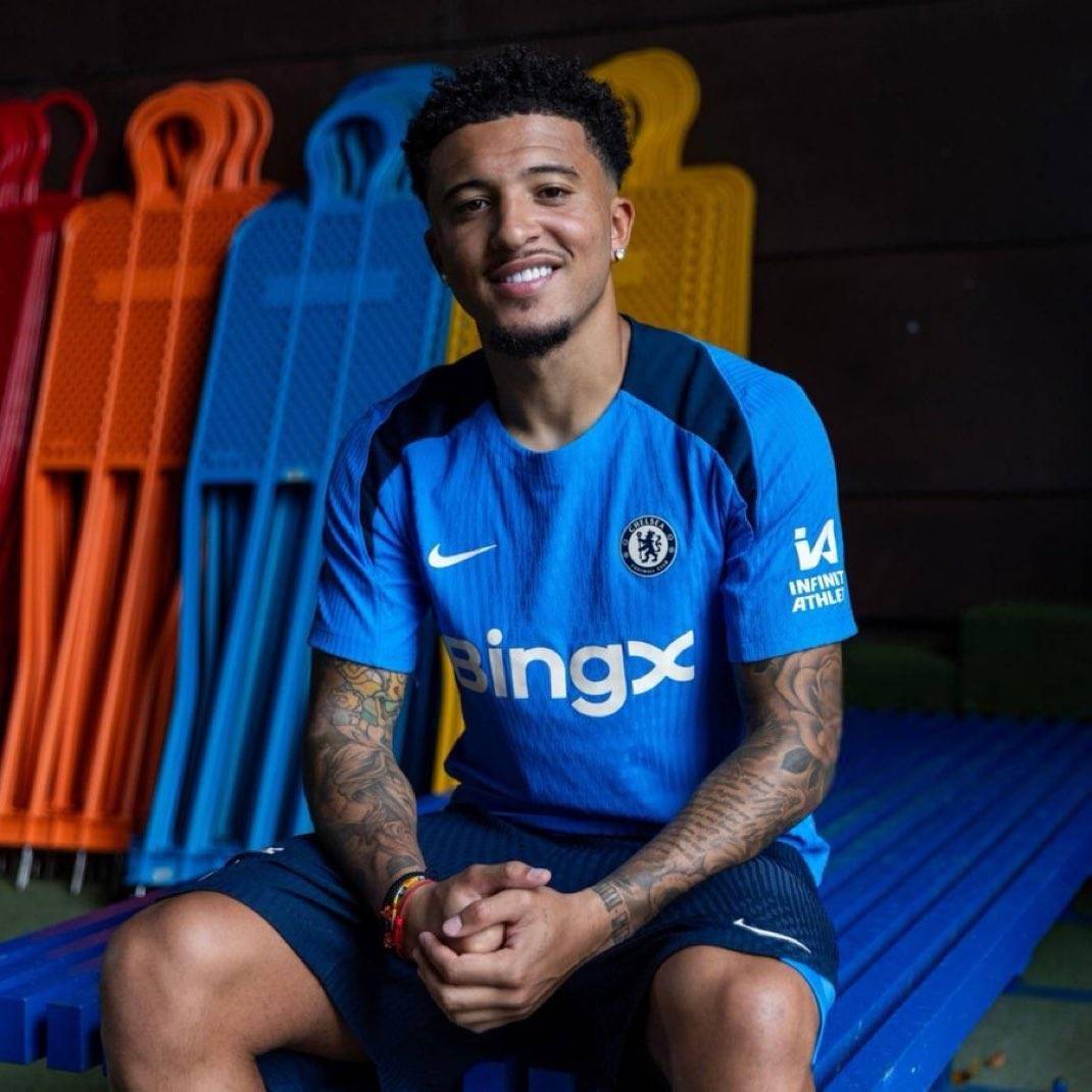 包含维拉签下桑乔和埃利奥特在转会截止日完成关键转会的词条  第1张