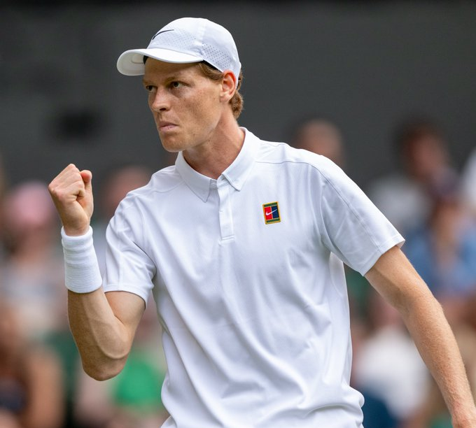 梅里诺职业生涯首次上演帽子戏法球员助西班牙客场大胜的简单介绍  第2张