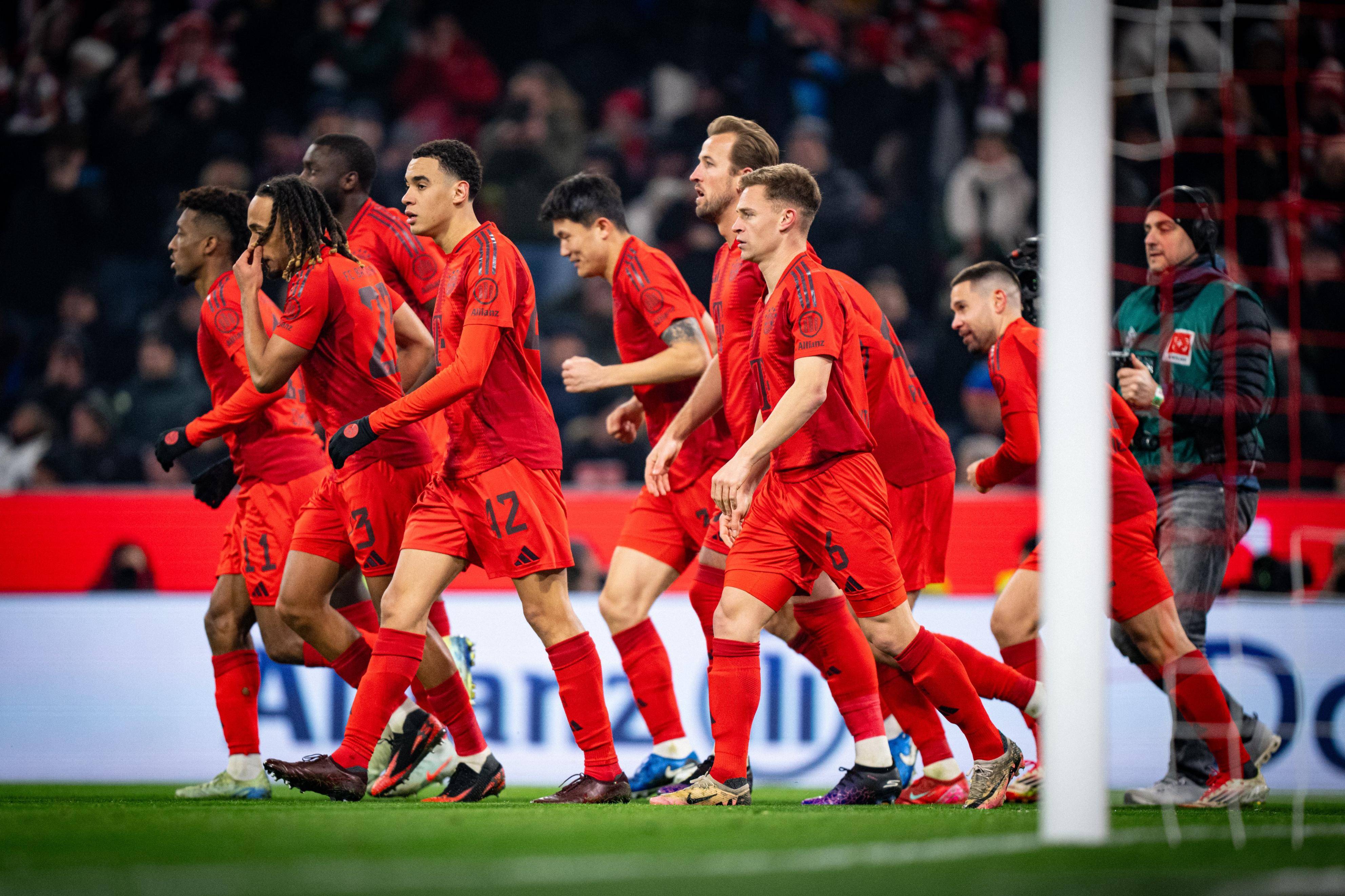 关于凯恩双响助拜仁晋级战巴黎拜仁淘汰弗拉门戈的信息