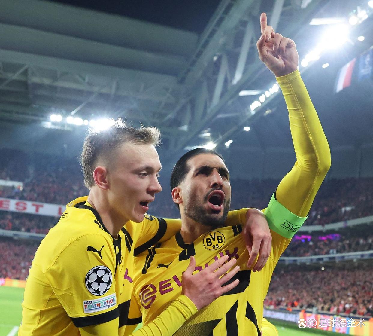 包含巴塞罗那有意施洛特贝克多特蒙德希望留住球员的词条