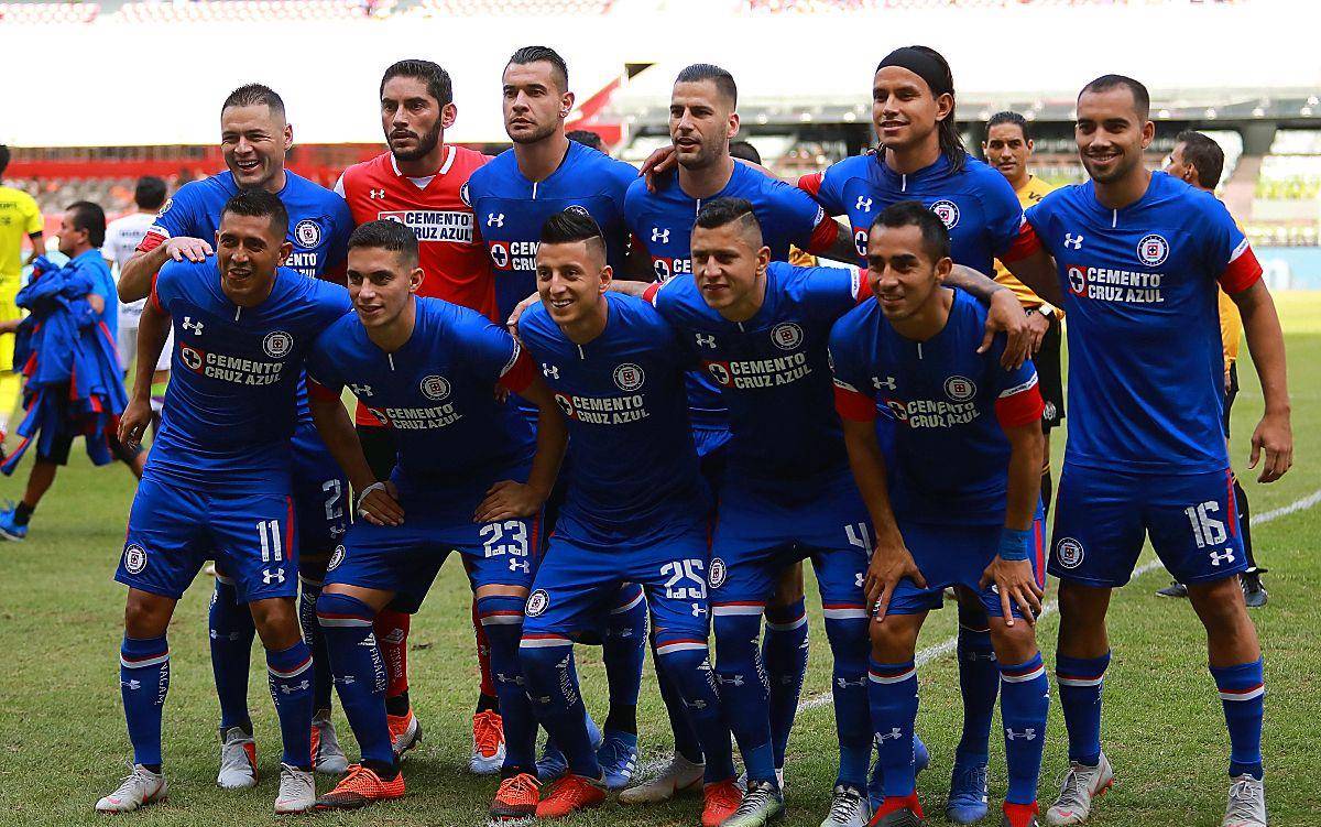 荷甲埃因霍温vs福图纳锡塔德预测分析埃因霍温紧追榜首的简单介绍  第2张