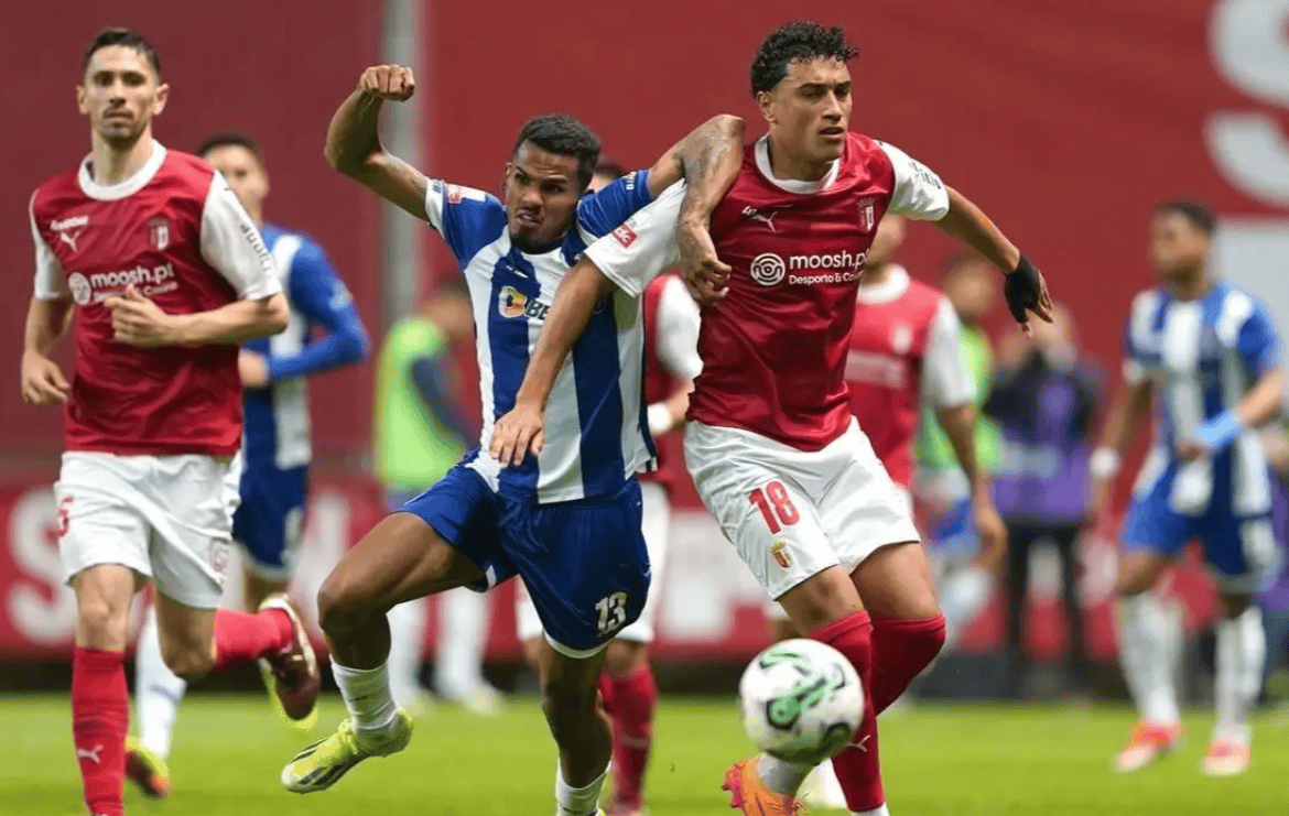 关于欧联乌德勒支VS塞尔维特比赛预测乌德勒支占据晋级优势的信息