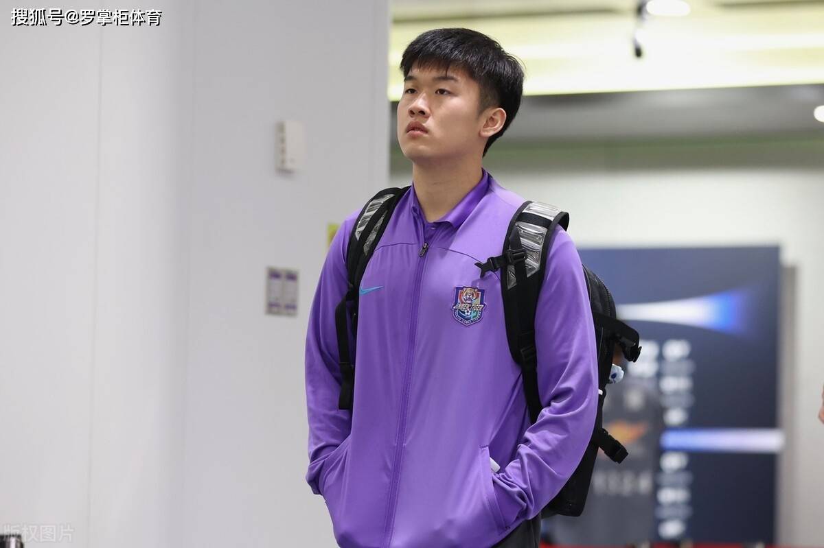 包含于根伟谈赛程调整：增加了赛程的紧密但更多地经历带来锻炼的词条